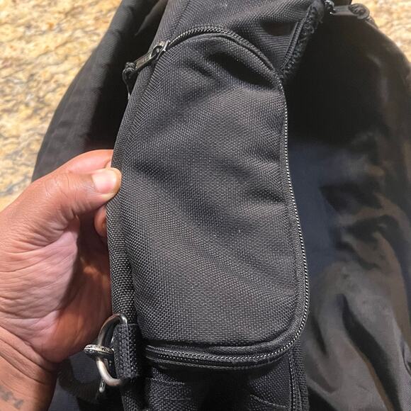 L.L. Bean Black Messenger Backpack Computer Multi use Utility Traveler Crossbody - Picture 8 of 10